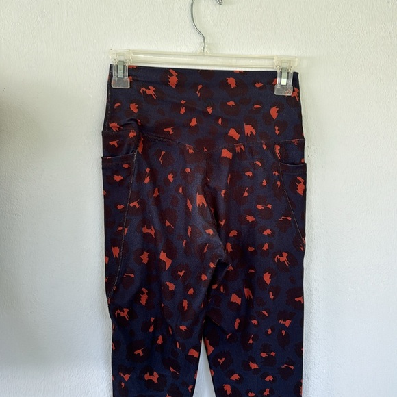 SAGE Collective navy blue orange leopard matching crop top leggings set size XS - Picture 7 of 9